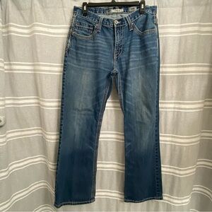 BKE / Derek Medium Washed Jeans Size 33R